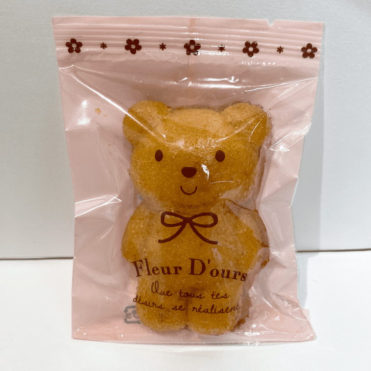 クマ苺マドレーヌ